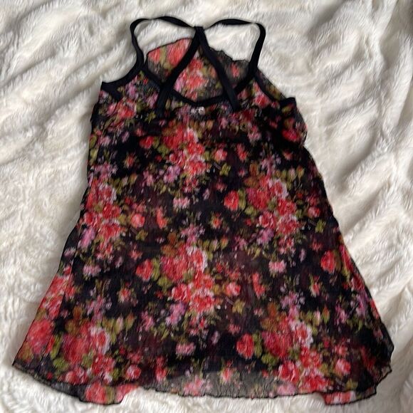 Floral Sheer top medium - Picture 2 of 2